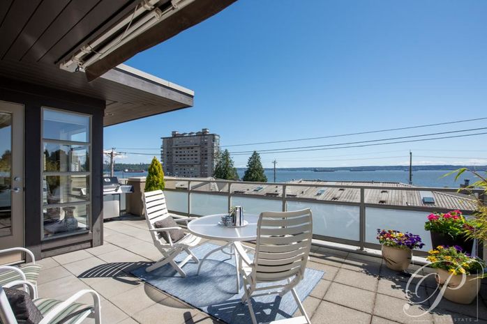 204-2418 Marine Drive, WEST VANCOUVER, BC